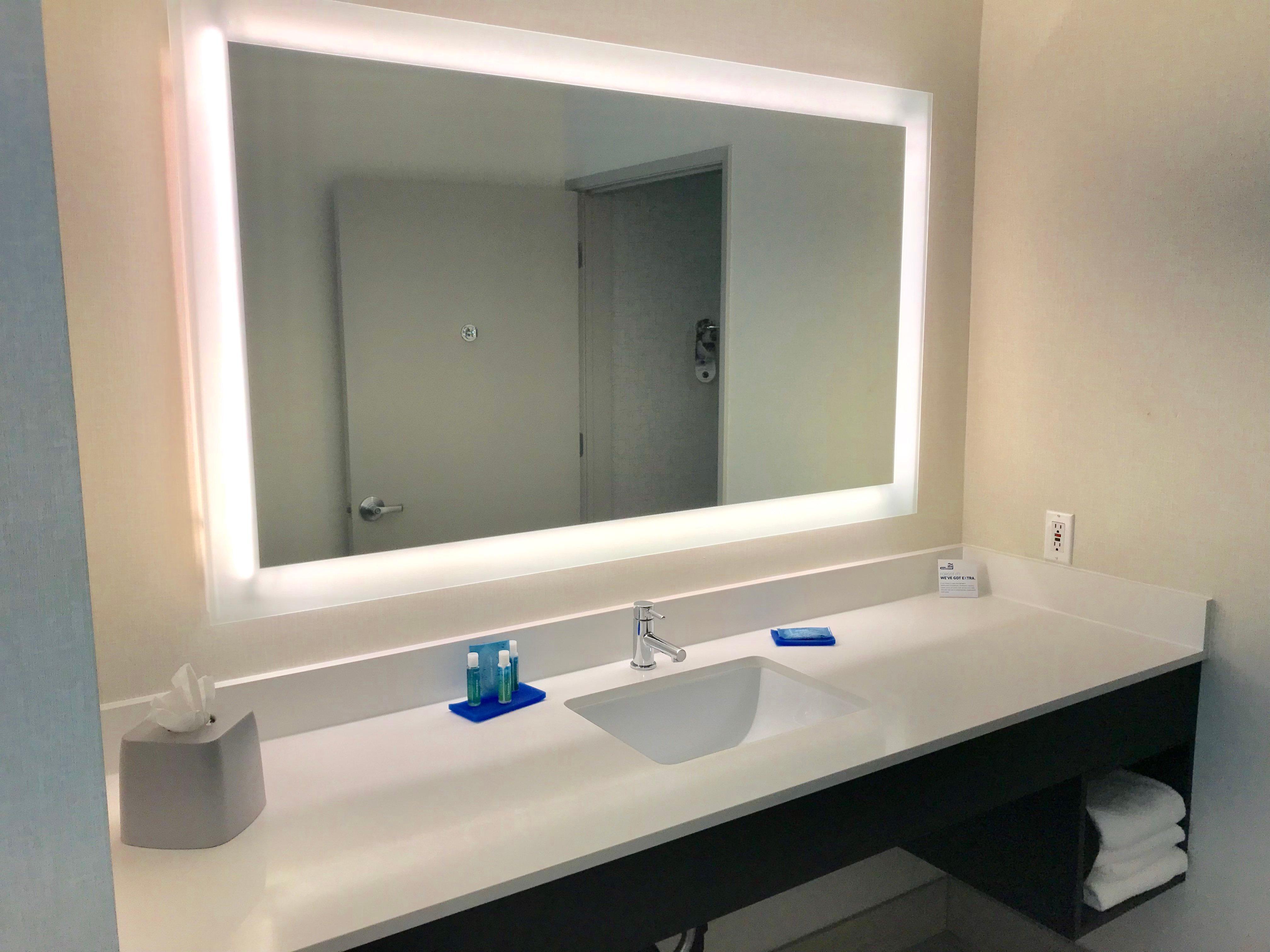 Holiday Inn Express & Suites Tracy By Ihg מראה חיצוני תמונה