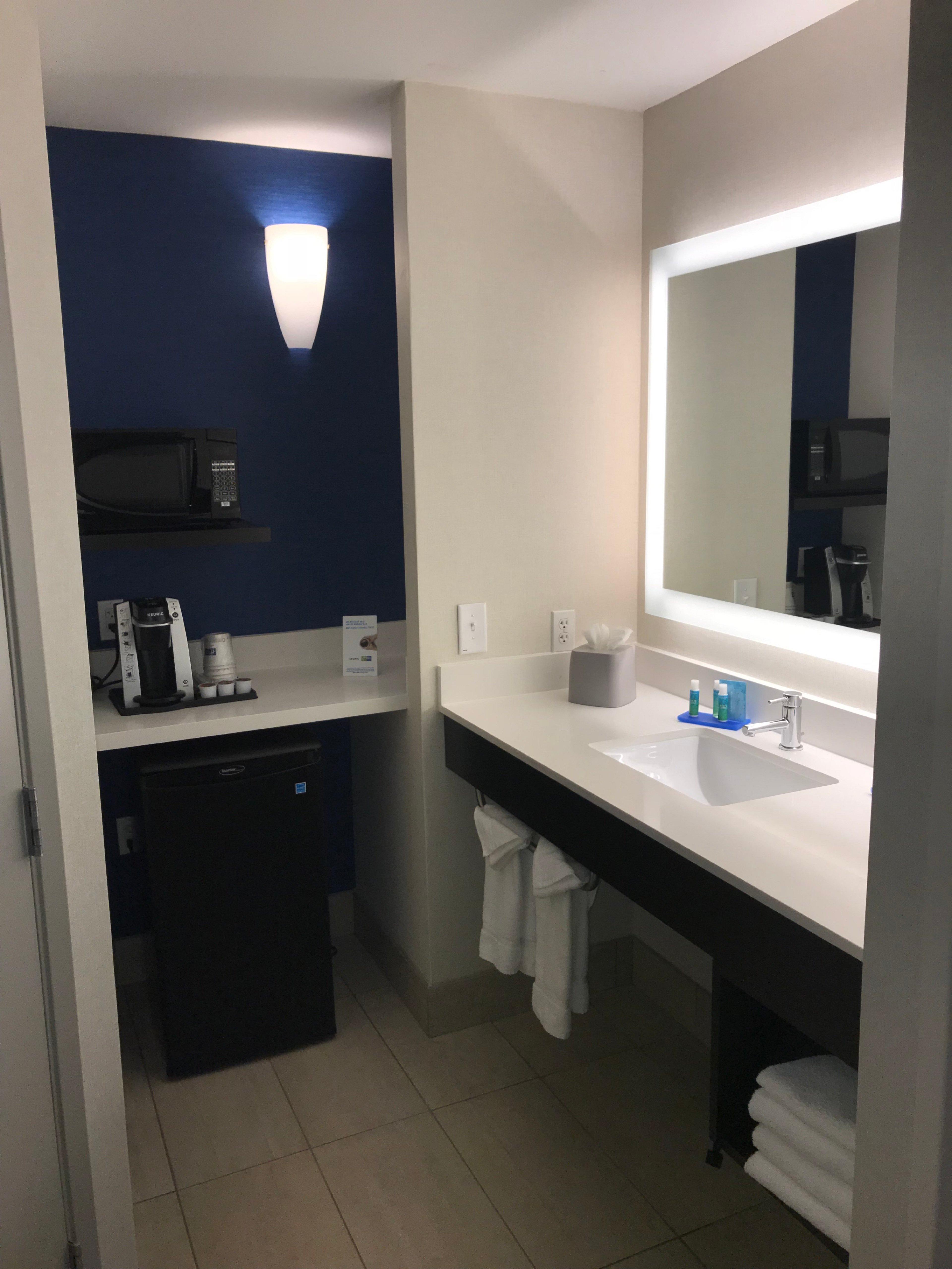 Holiday Inn Express & Suites Tracy By Ihg מראה חיצוני תמונה