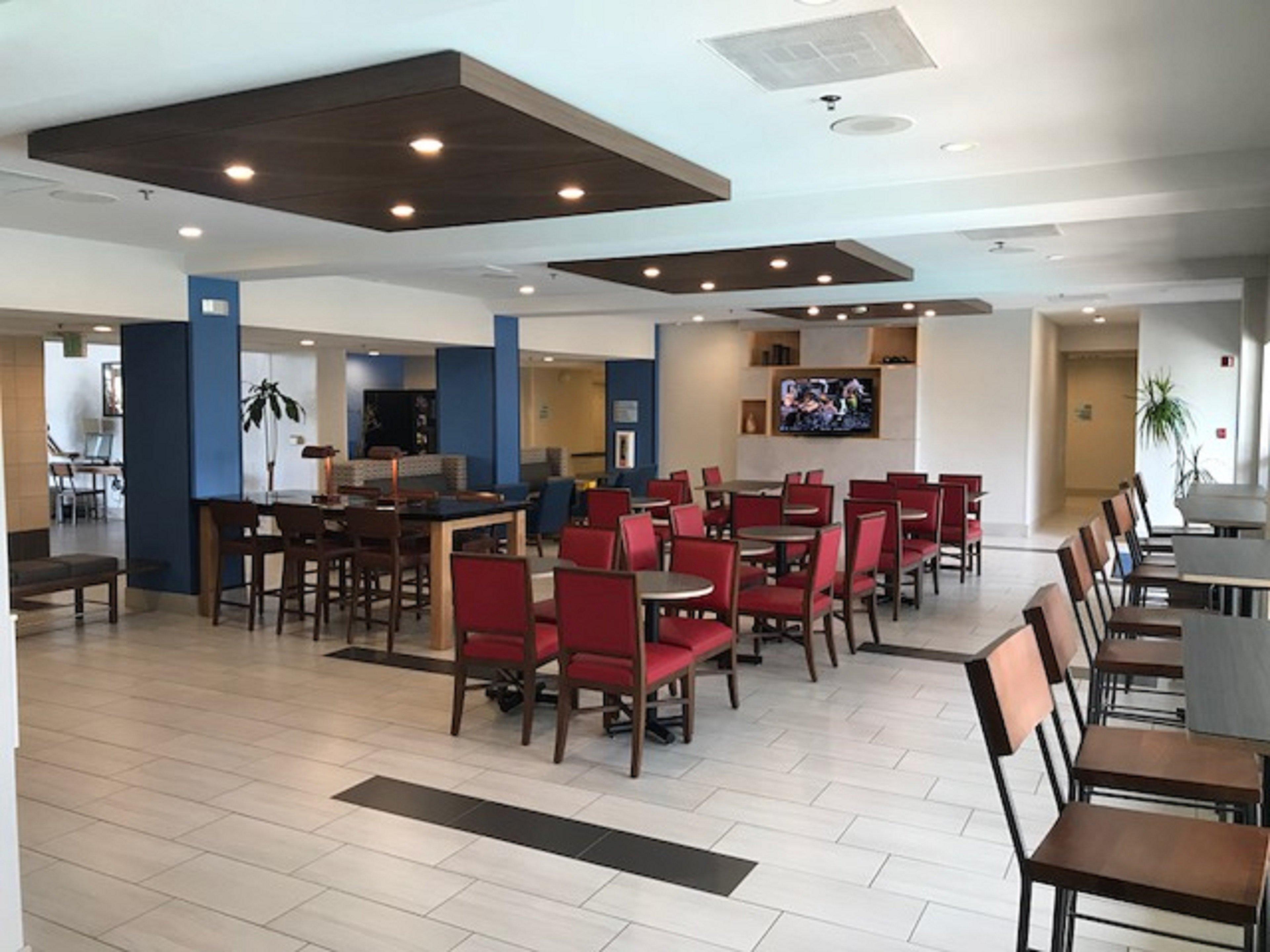 Holiday Inn Express & Suites Tracy By Ihg מראה חיצוני תמונה