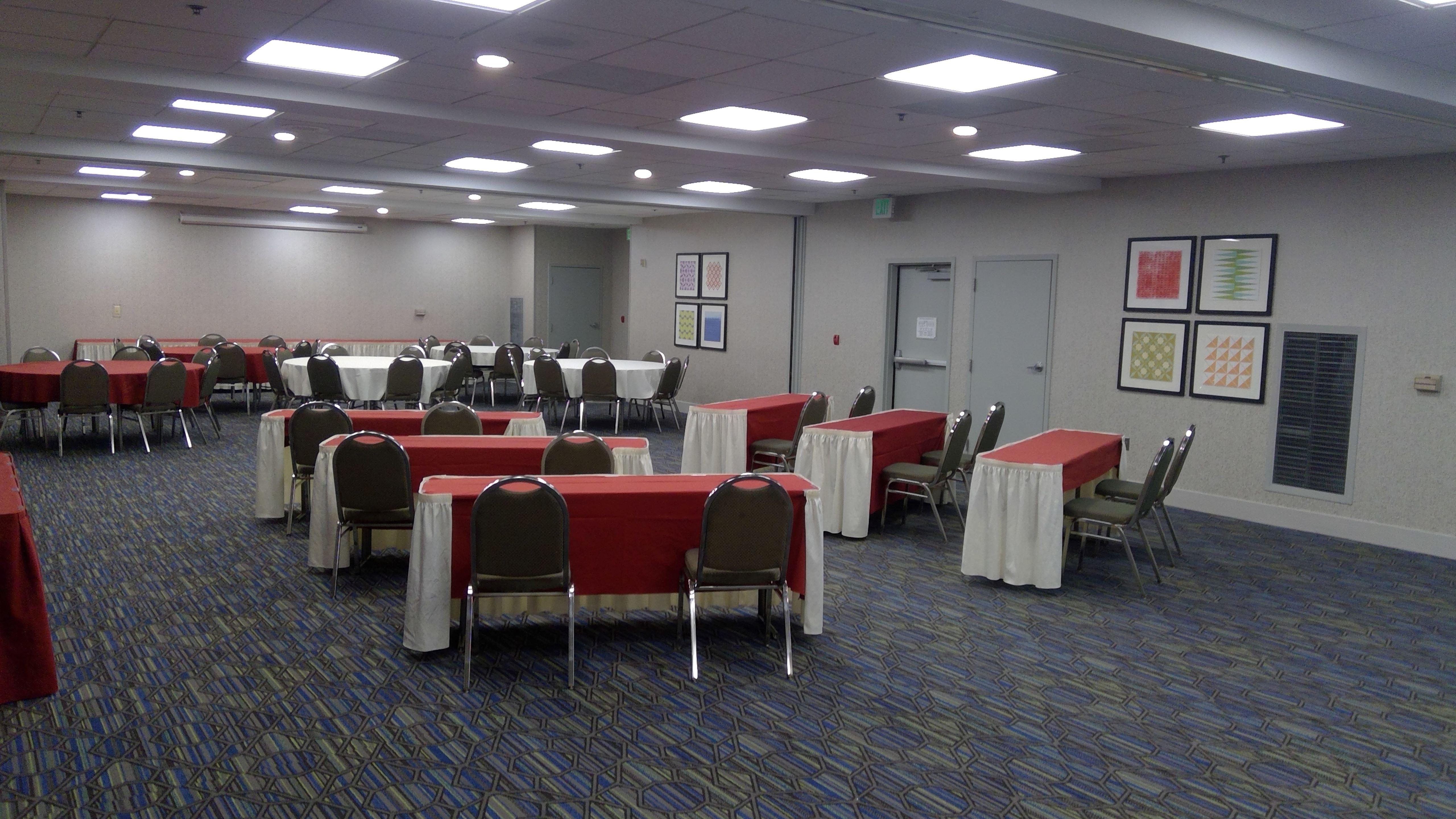 Holiday Inn Express & Suites Tracy By Ihg מראה חיצוני תמונה