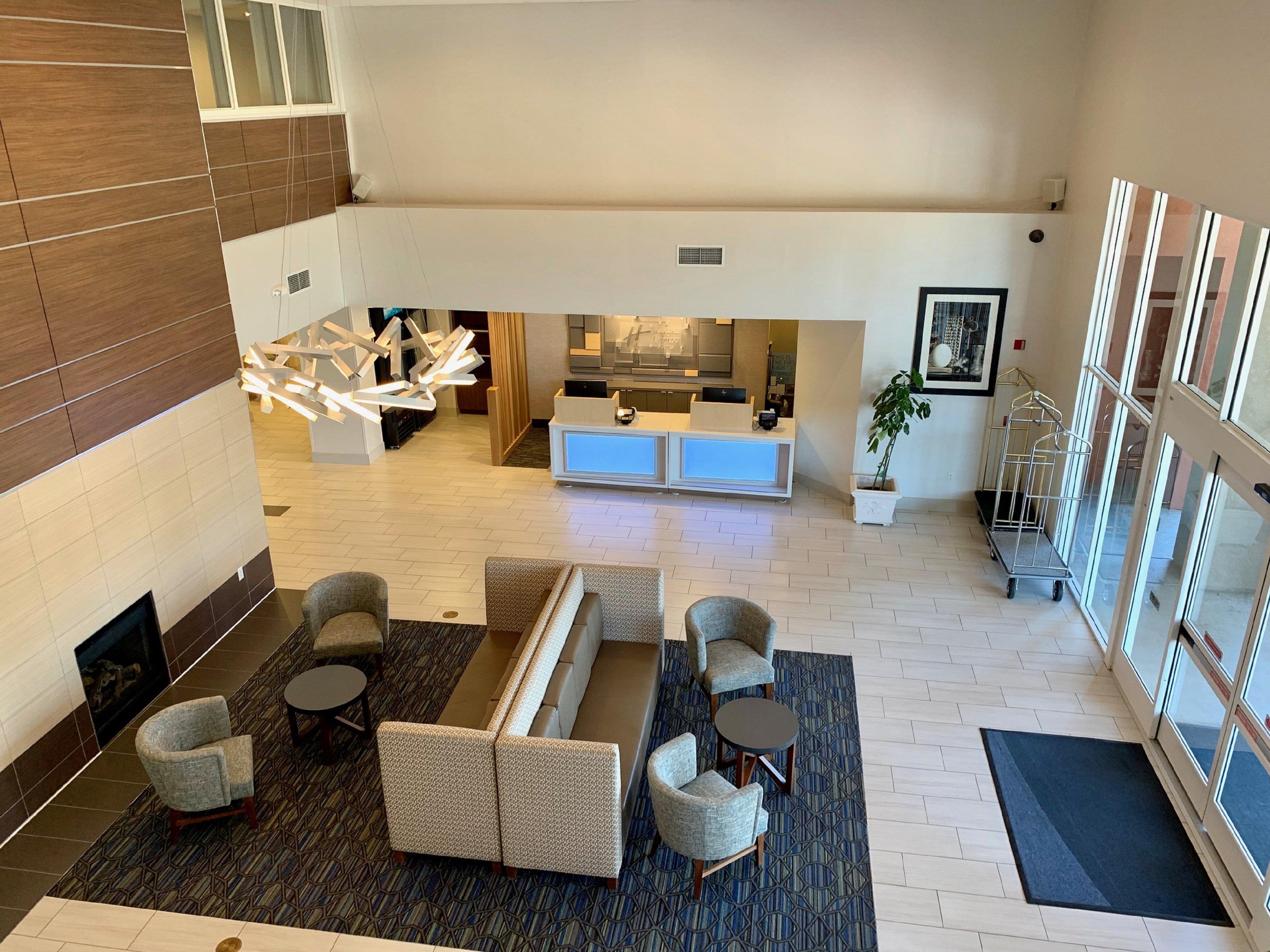 Holiday Inn Express & Suites Tracy By Ihg מראה חיצוני תמונה