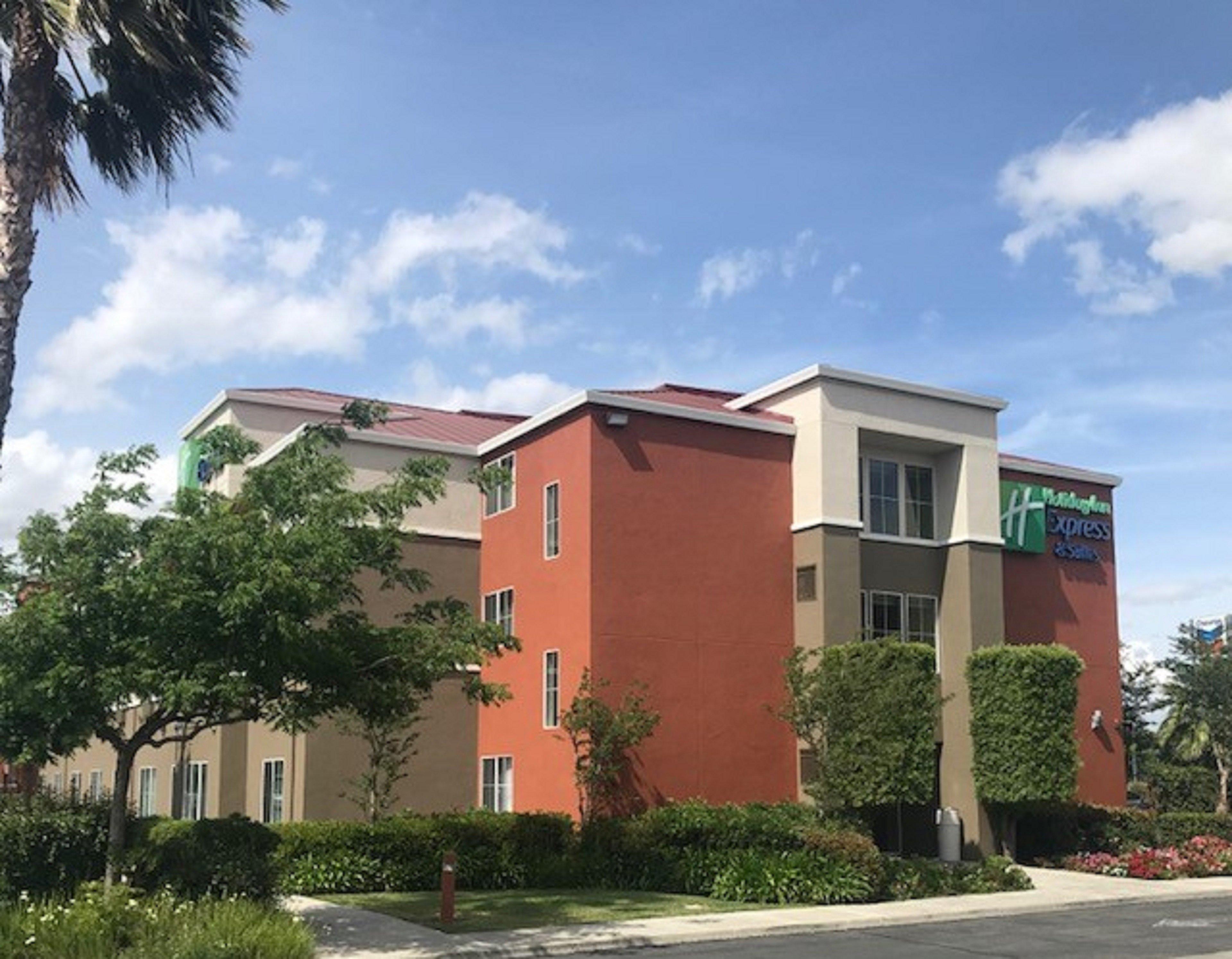 Holiday Inn Express & Suites Tracy By Ihg מראה חיצוני תמונה