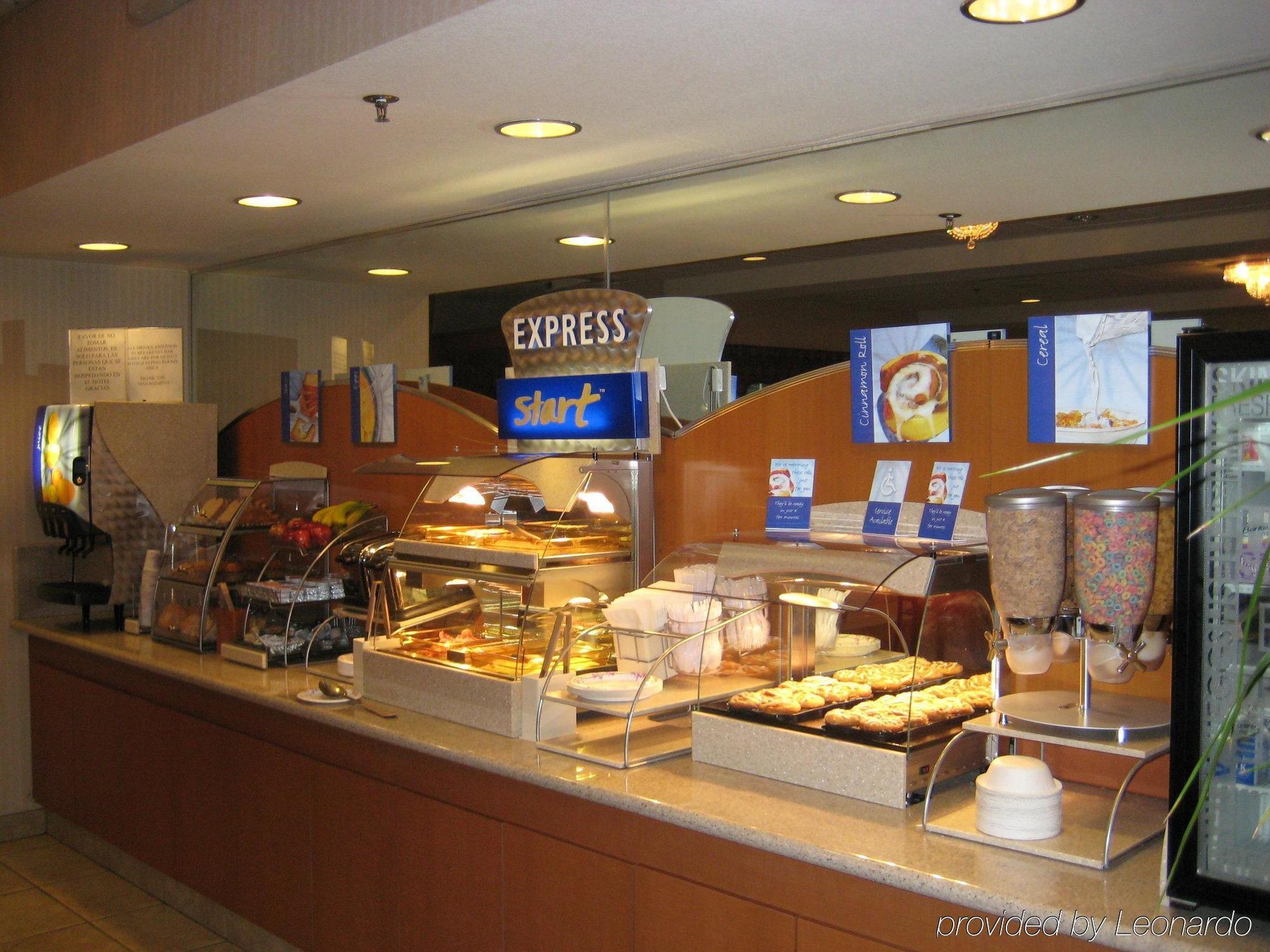 Holiday Inn Express & Suites Tracy By Ihg מסעדה תמונה