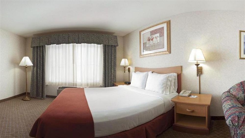 Holiday Inn Express & Suites Tracy By Ihg מראה חיצוני תמונה
