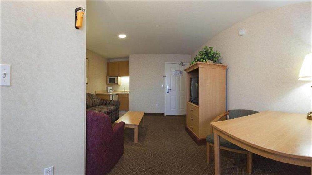 Holiday Inn Express & Suites Tracy By Ihg מראה חיצוני תמונה